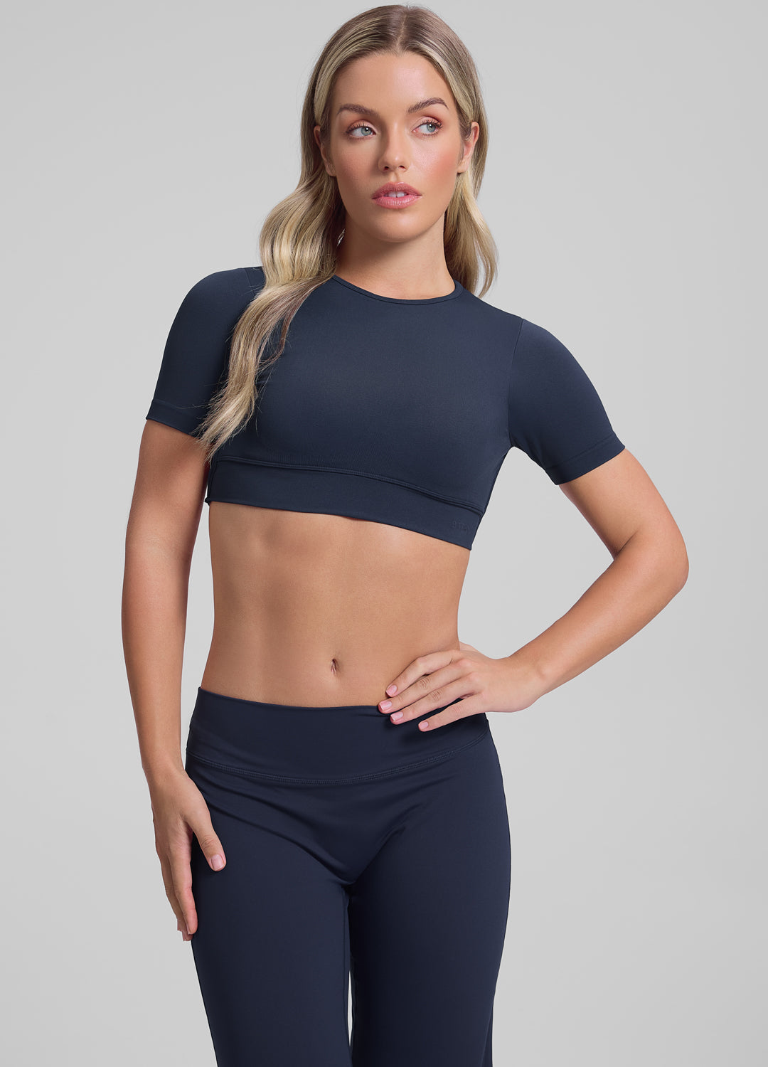 Ultrasculpt Crew Neckline Backless Removable Bra Cups Seamless Crop Top - Image 5