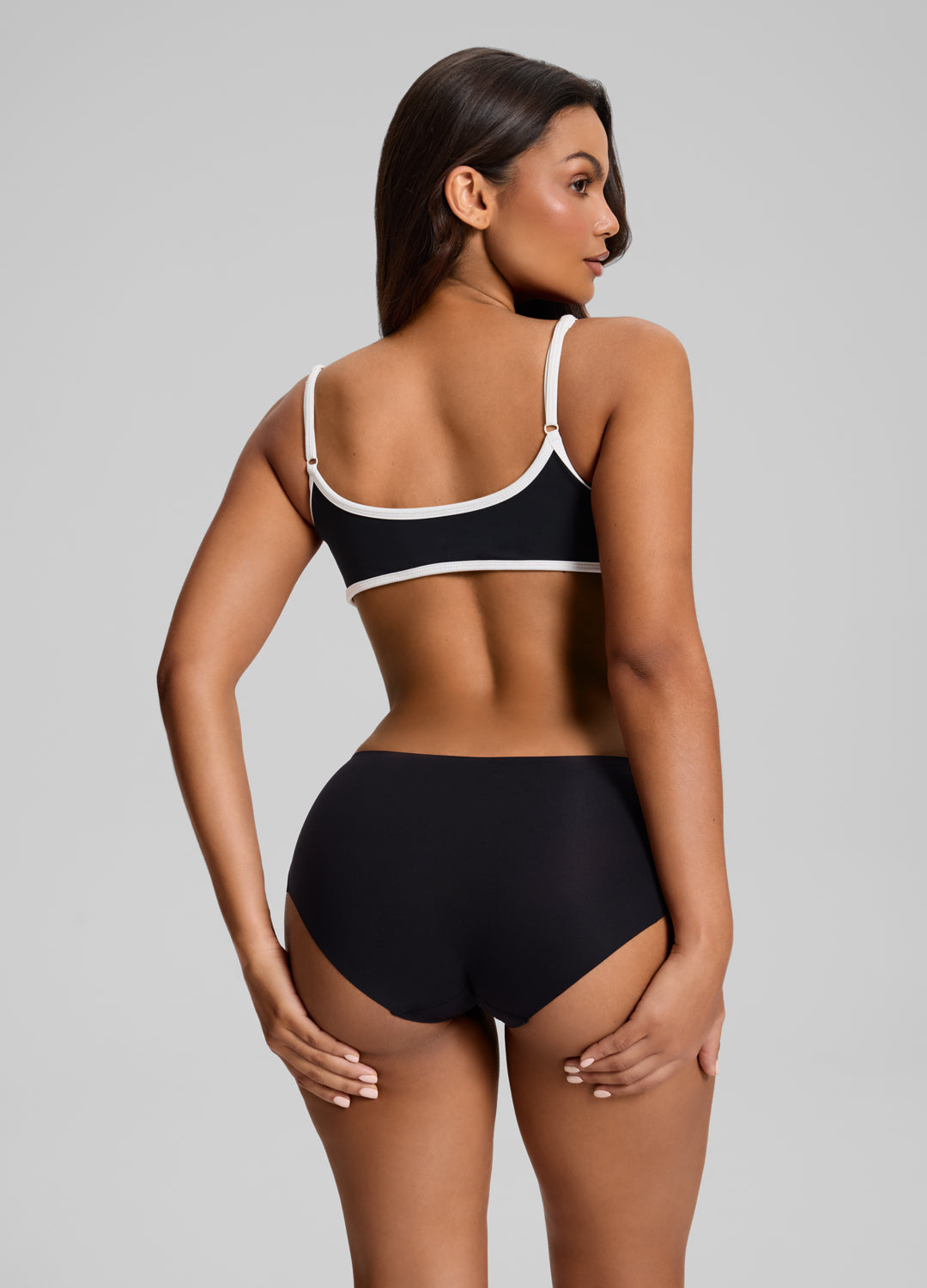 Seamless Mid-Rise Boyshort - Image 3