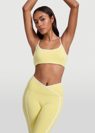 Contrast Scoop Top